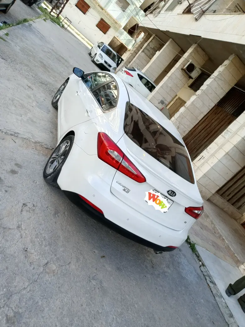 كيا سيراتو 2016 بحالة ممتازة للبيع - صورة 2