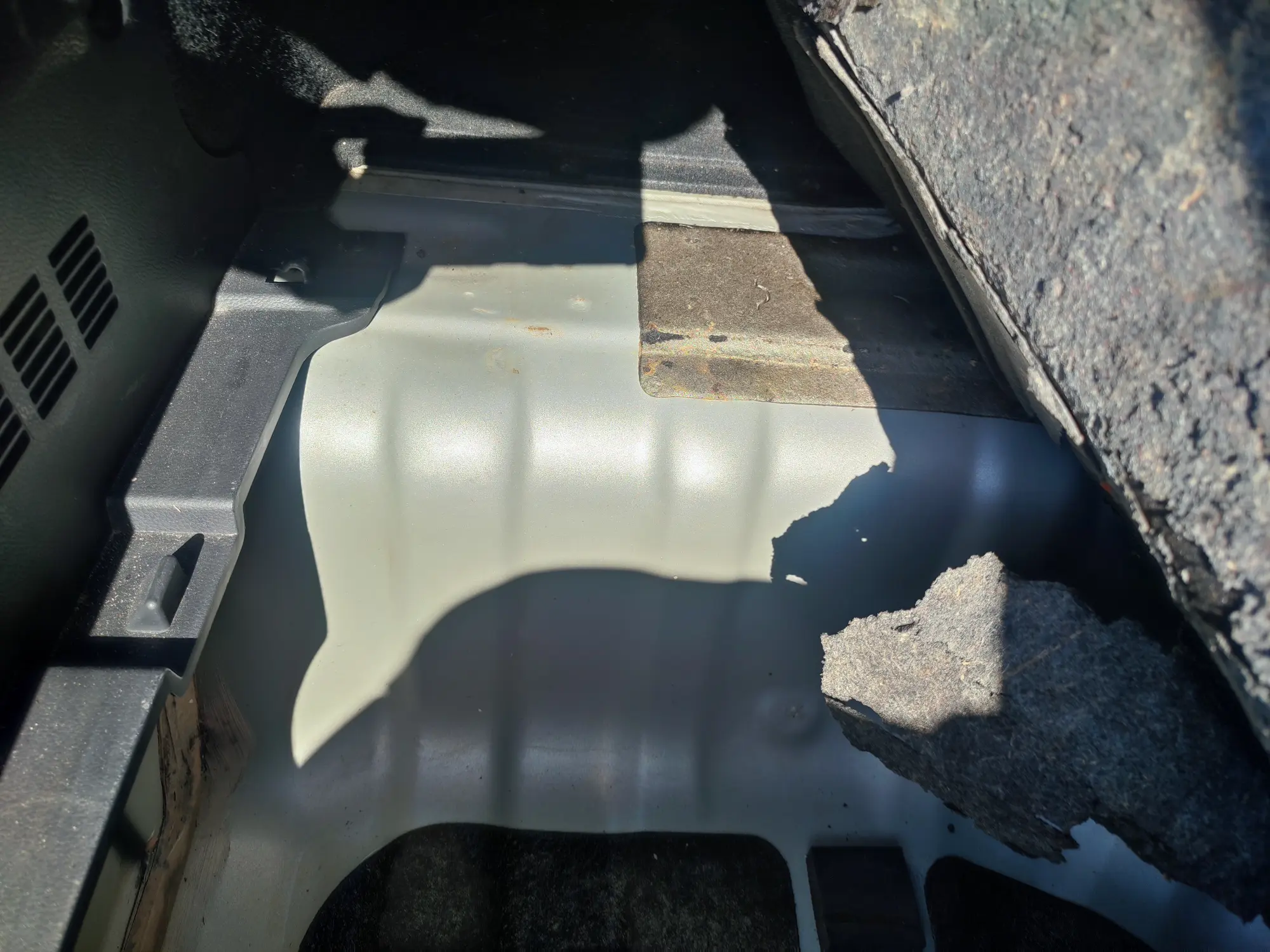 هيونداي أزيرا 2012 بحالة ممتازة - صورة 4