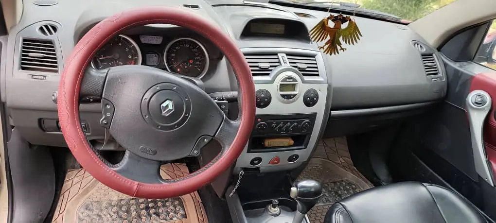 رينو ميجان 2008 كشف - حالة ممتازة - صورة 4