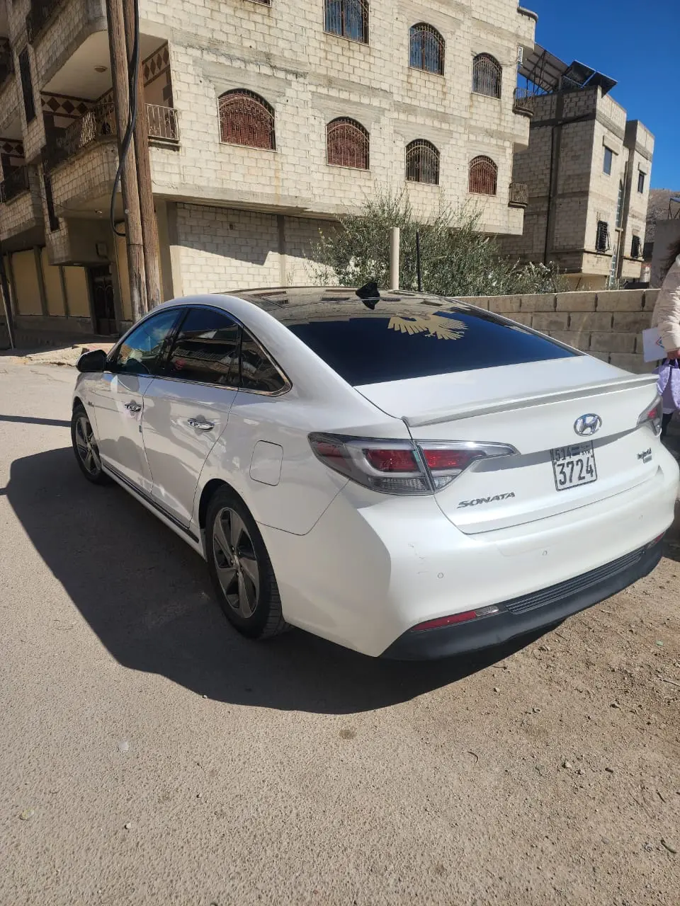 هيونداي سوناتا هايبرد 2016 بحالة ممتازة - صورة 2