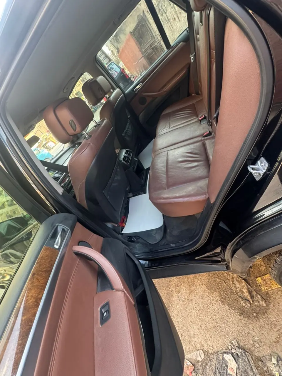 بي إم دبليو X5 موديل 2013 بحالة ممتازة - صورة 4