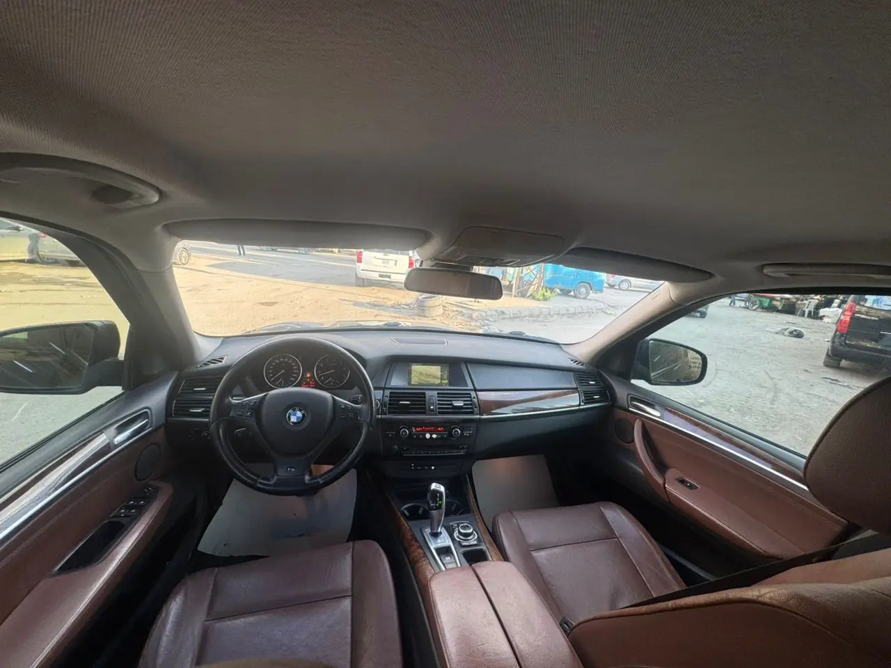 بي إم دبليو X5 موديل 2013 بحالة ممتازة - صورة 5