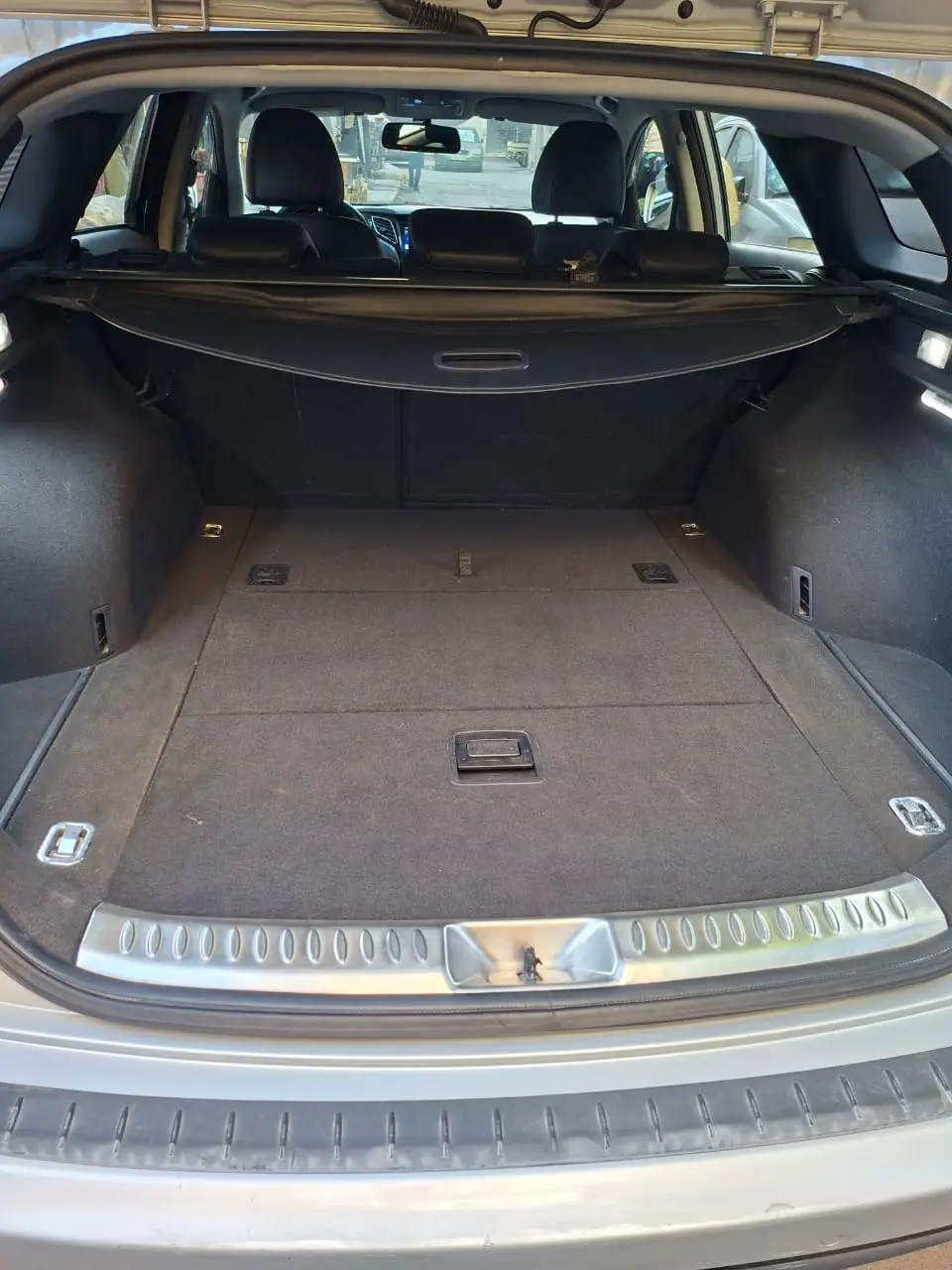 هيونداي i40 موديل 2012 بحالة ممتازة وعملية - صورة 4