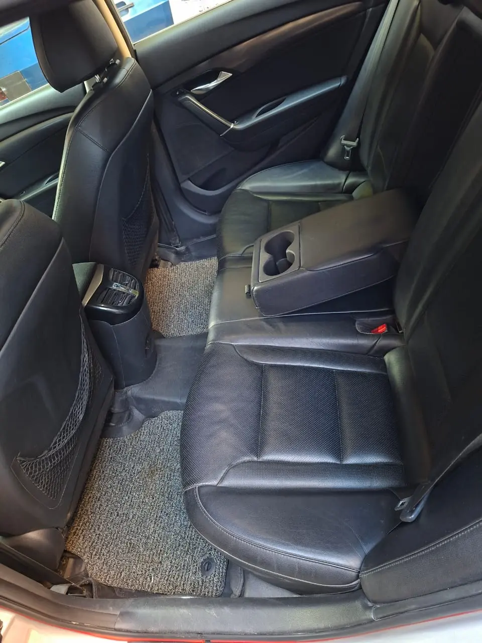 هيونداي i40 موديل 2012 بحالة ممتازة وعملية - صورة 5