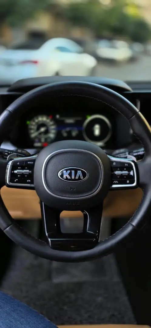 كيا سورينتو 2021 هجينة بحالة ممتازة - صورة 6