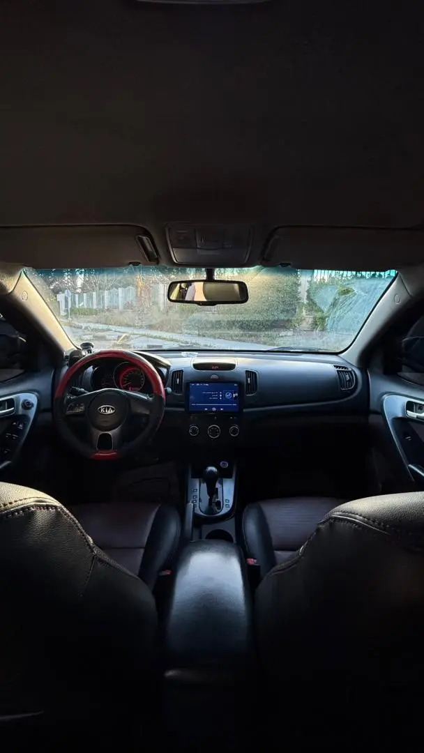 كيا فورتي 2010 بحالة ممتازة للبيع - صورة 3