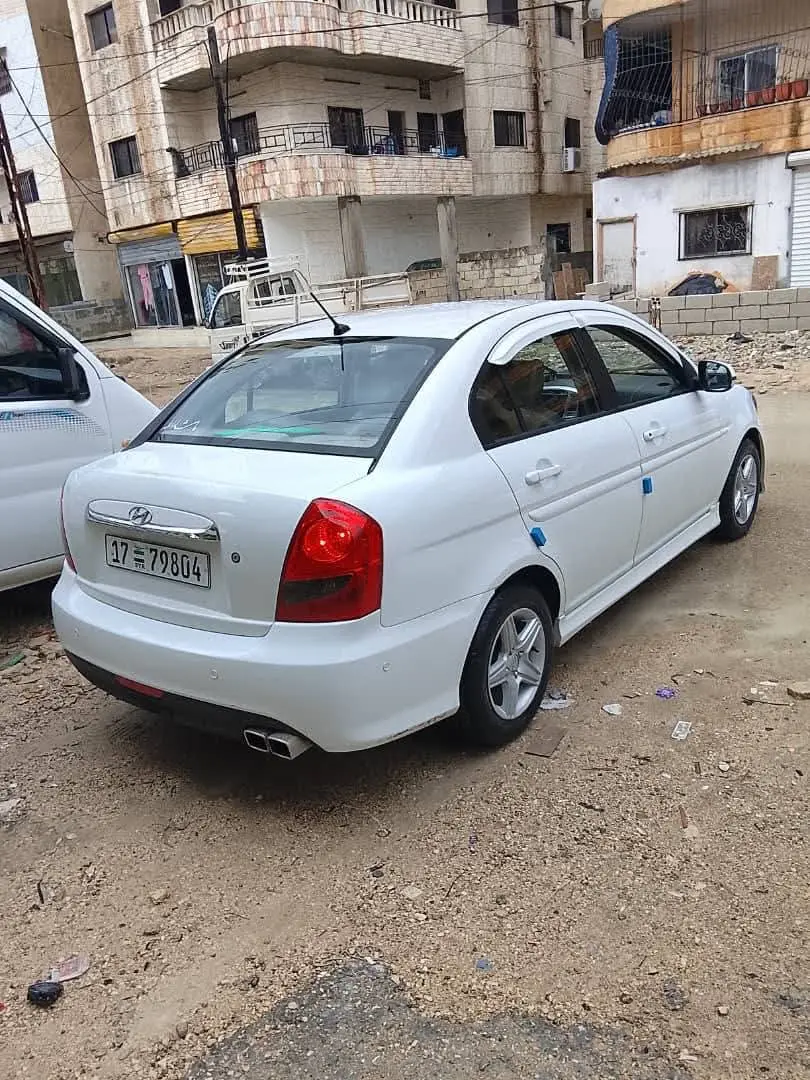 هيونداي أكسنت 2011 بحالة ممتازة واقتصادية - صورة 3