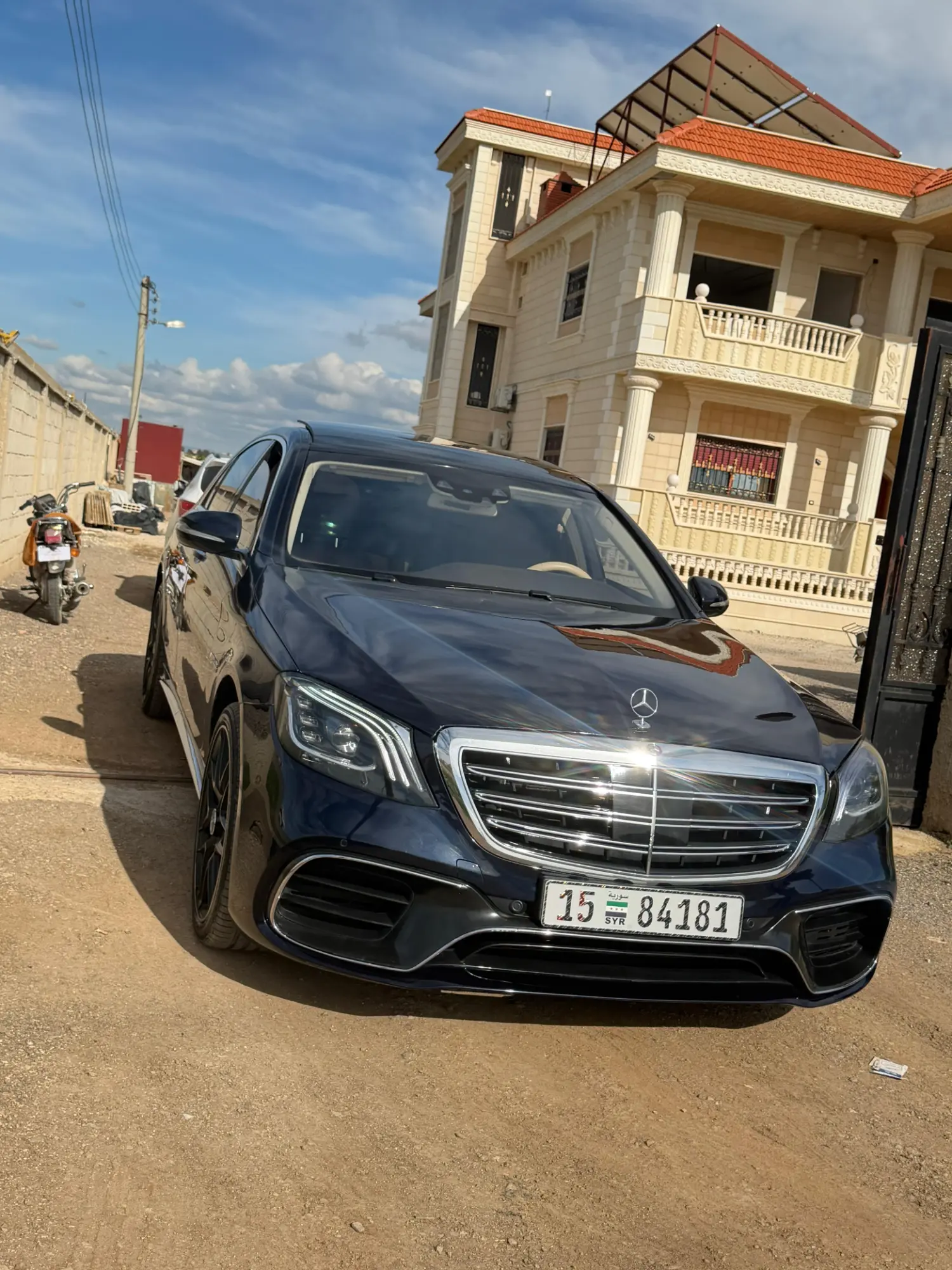 مرسيدس-بنز S500 موديل 2015 فخامة وأداء - صورة 3