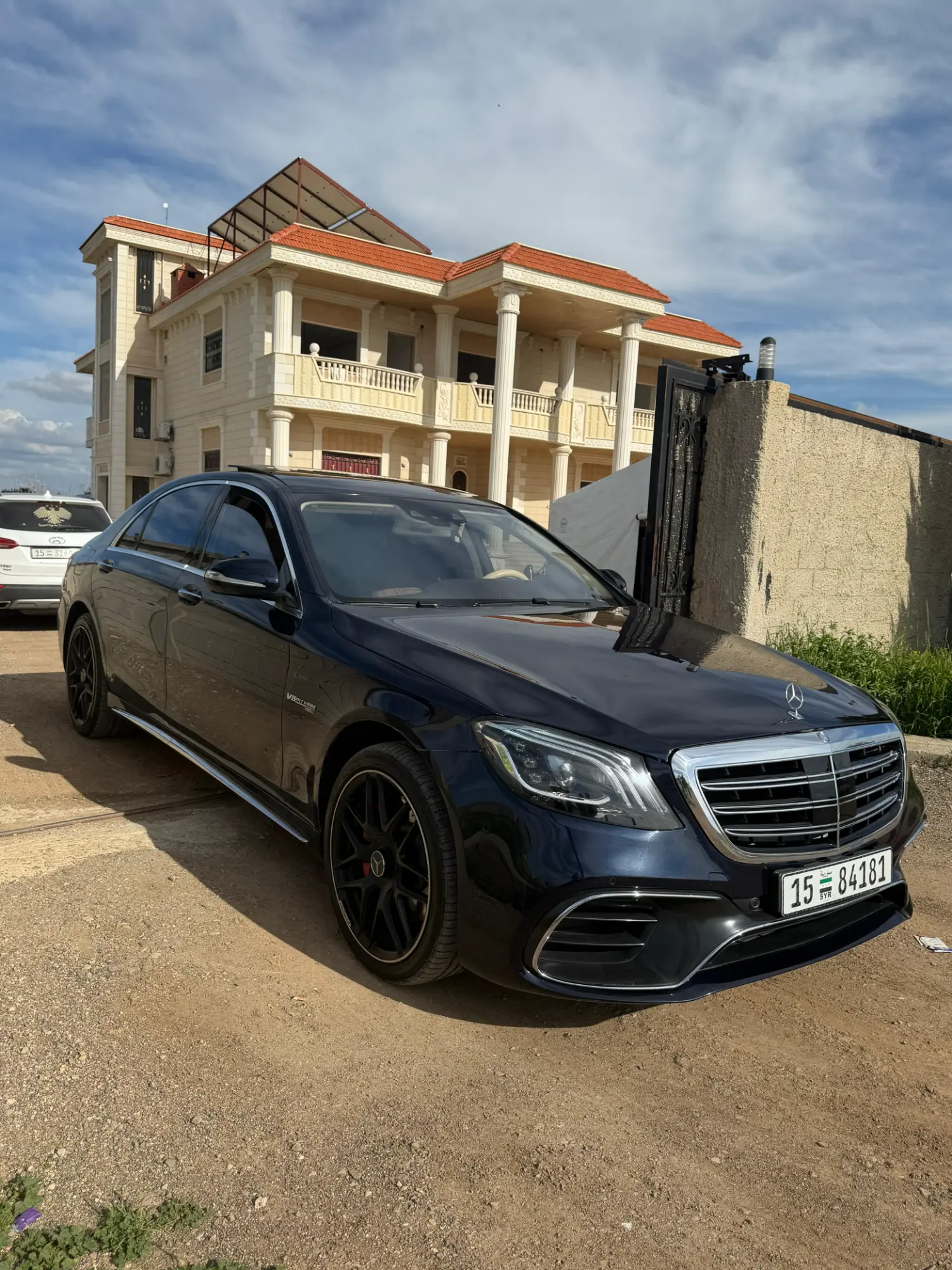 مرسيدس-بنز S500 موديل 2015 فخامة وأداء - صورة 4