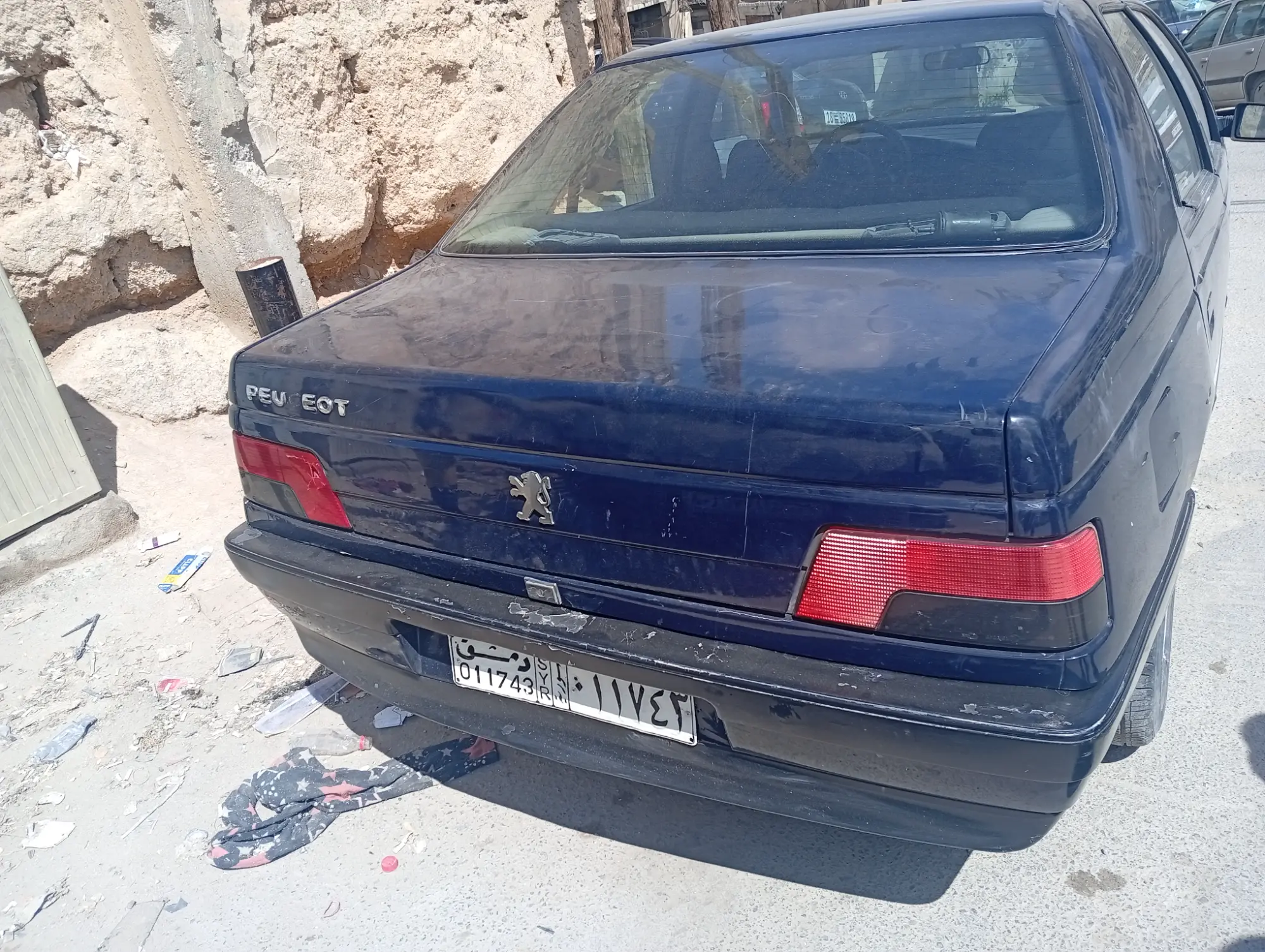 بيجو 405 موديل 1993 بحالة جيدة - صورة 5