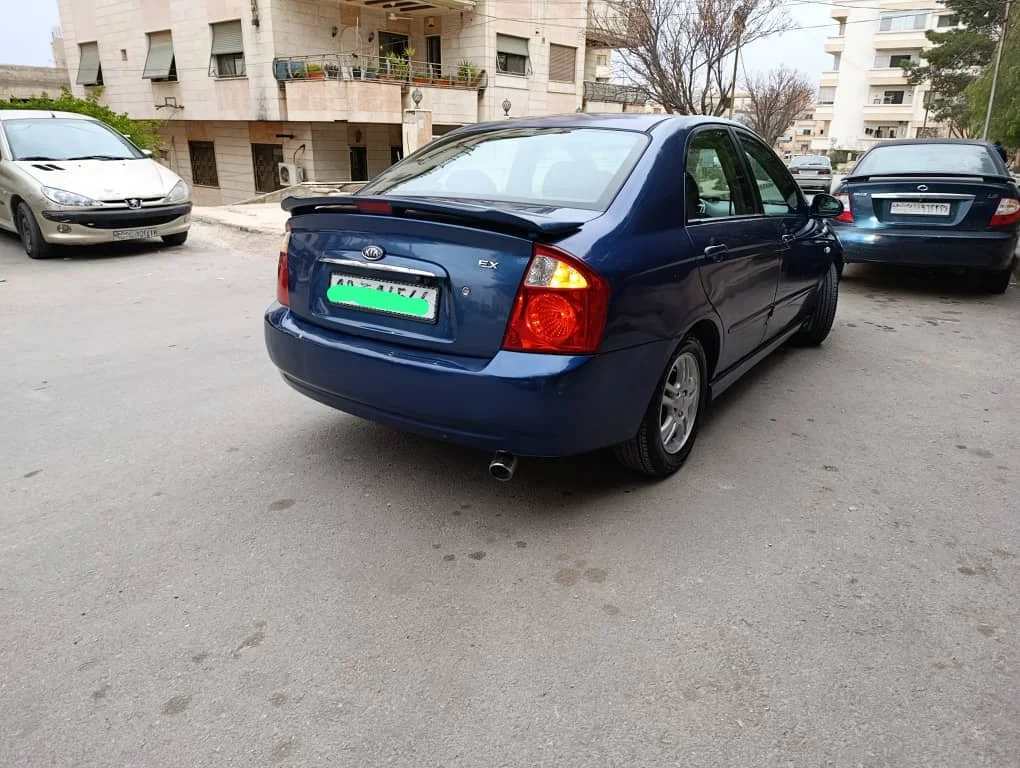 كيا سبكترا 2006 بحالة جيدة - صورة 2