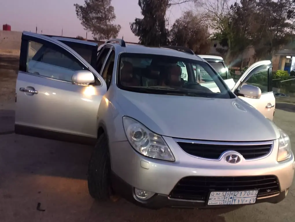 هيونداي ix55 موديل 2010 بحالة ممتازة - صورة 4