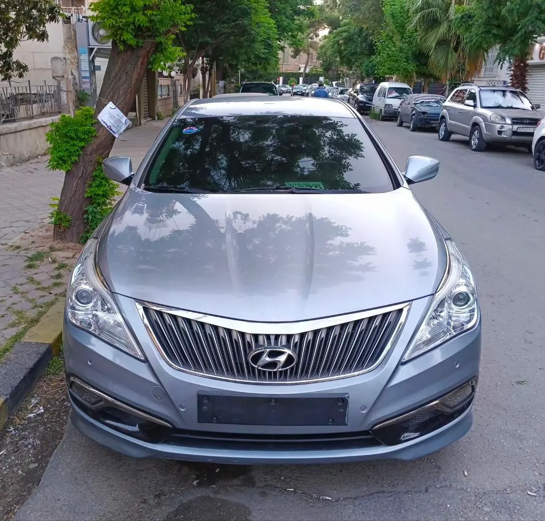 هيونداي أزيرا 2015 بحالة ممتازة