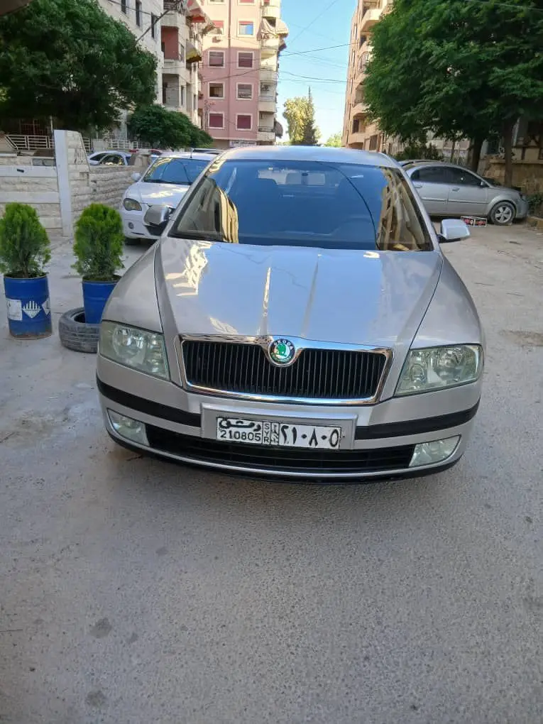 سكودا اوكتافيا 2007 - صورة 1