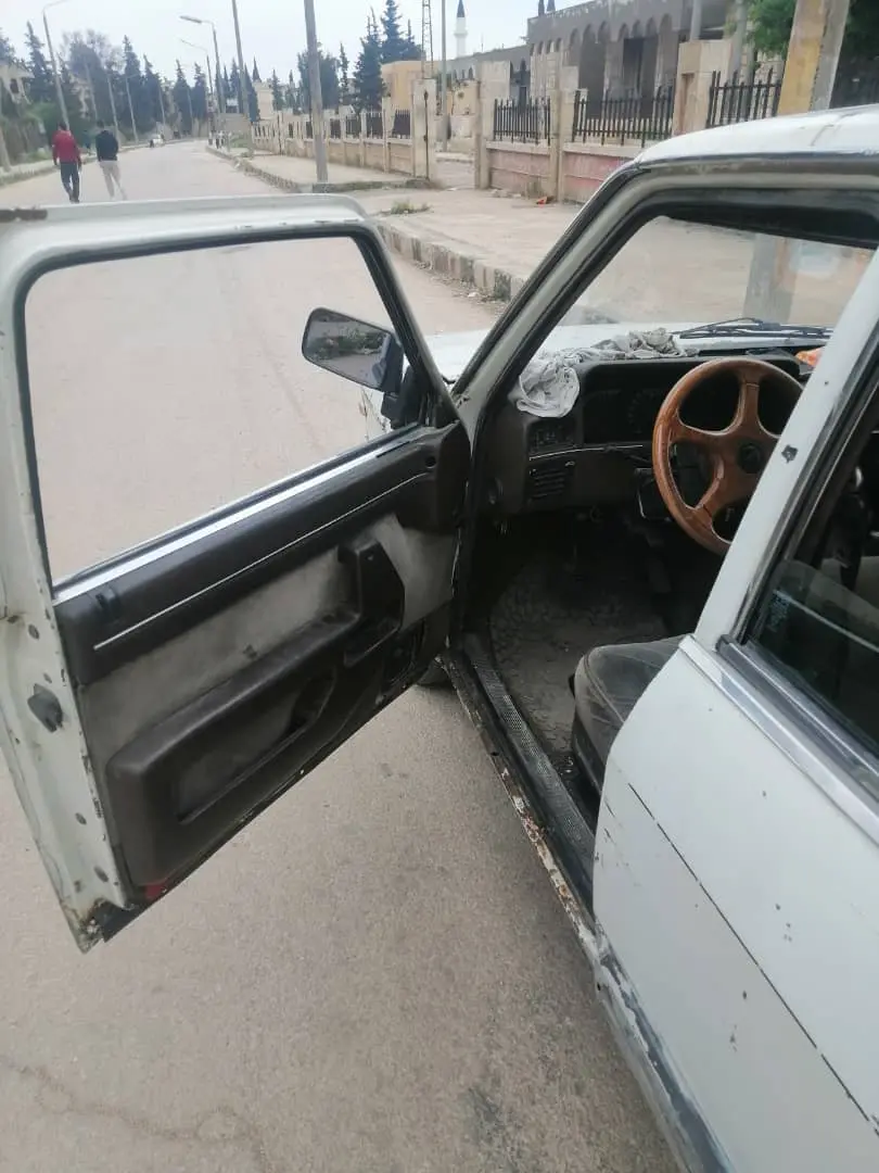 بيكان موديل 1975 كلاسيكية بحالة جيدة - صورة 6