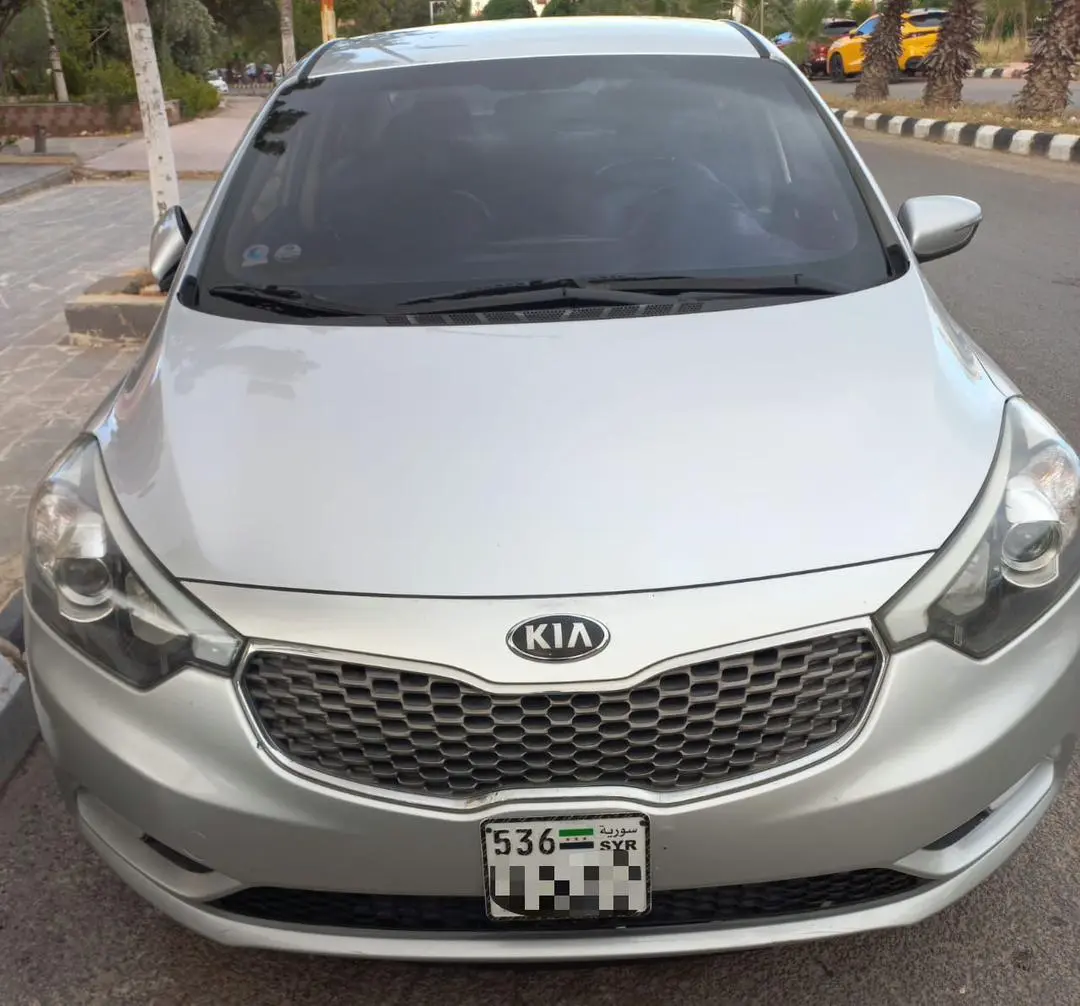 كيا k3 2013 بحالة جيدة