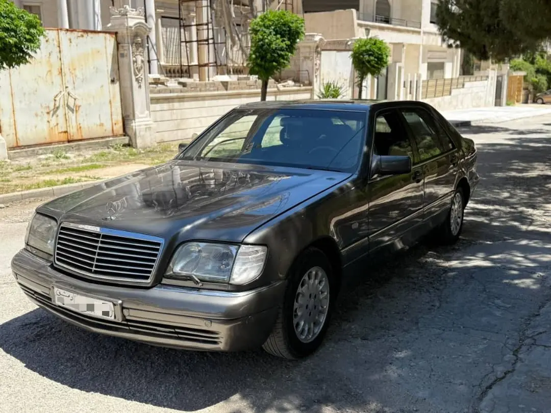 مرسيدس-بنز S-Class 1993 - أيقونة الفخامة الكلاسيكية