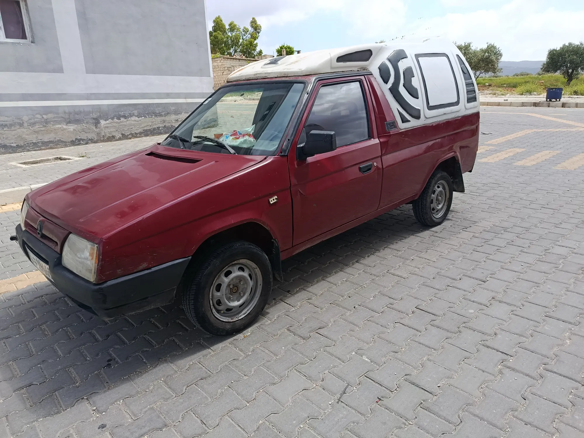 إيج 2715 موديل 1994 شاحنة اعتمادية - صورة 2