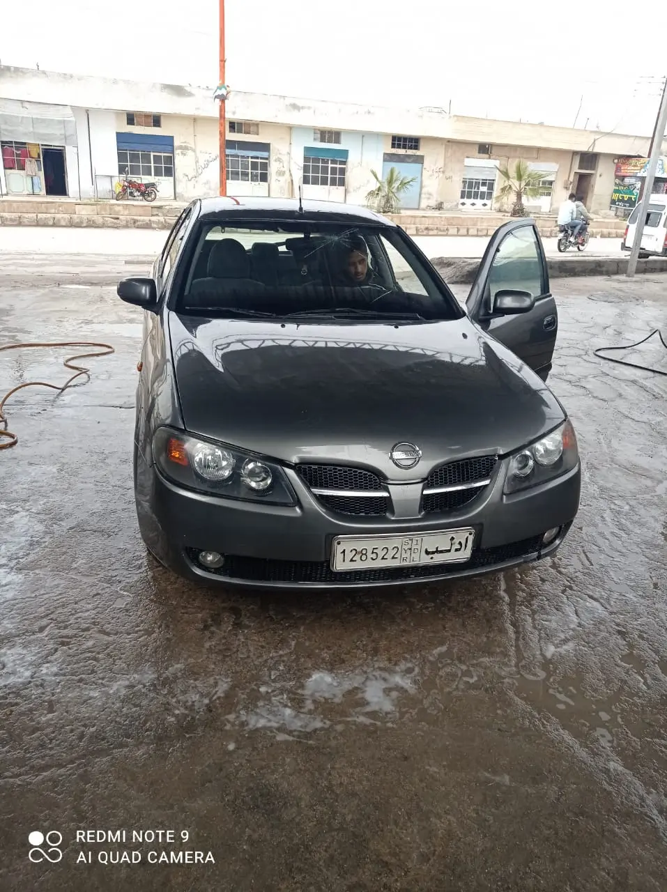 نيسان ألميرا موديل 2003 تسجيل 2006 بحالة ممتازة - صورة 1