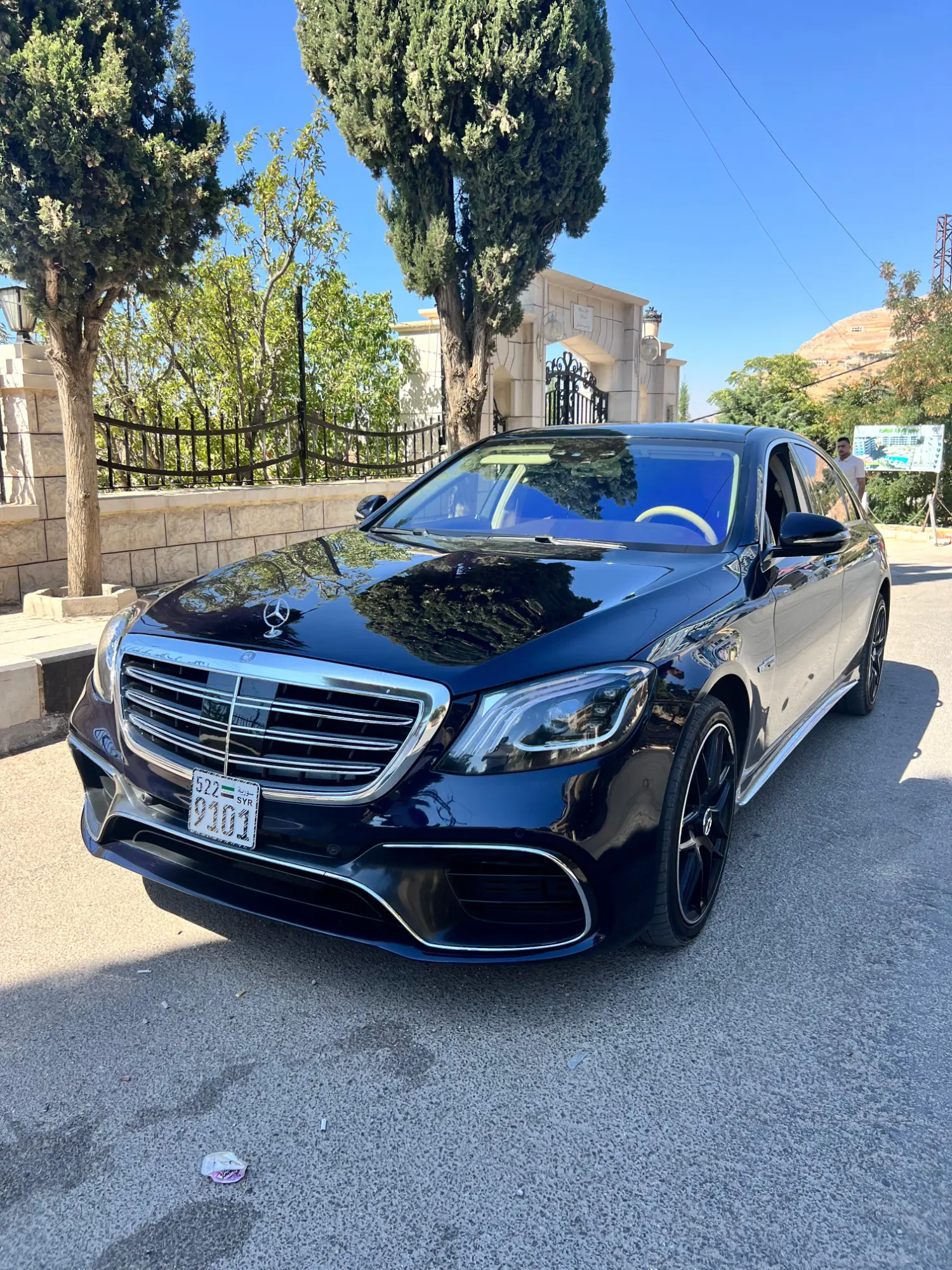 مرسيدس-بنز S-Class 2015 بحالة ممتازة وفخامة لا تضاهى - صورة 6