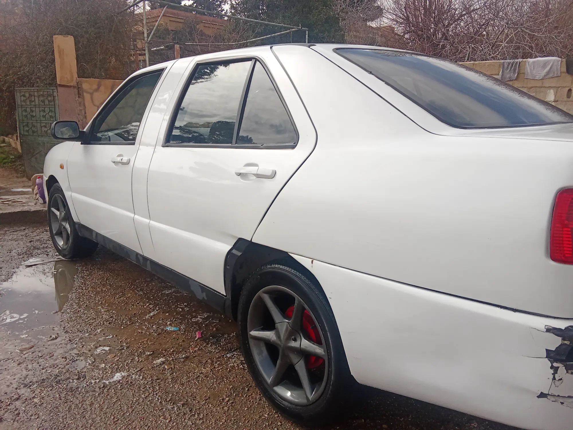 شيري s25 موديل 2009 - سيارة اقتصادية وعملية - صورة 10
