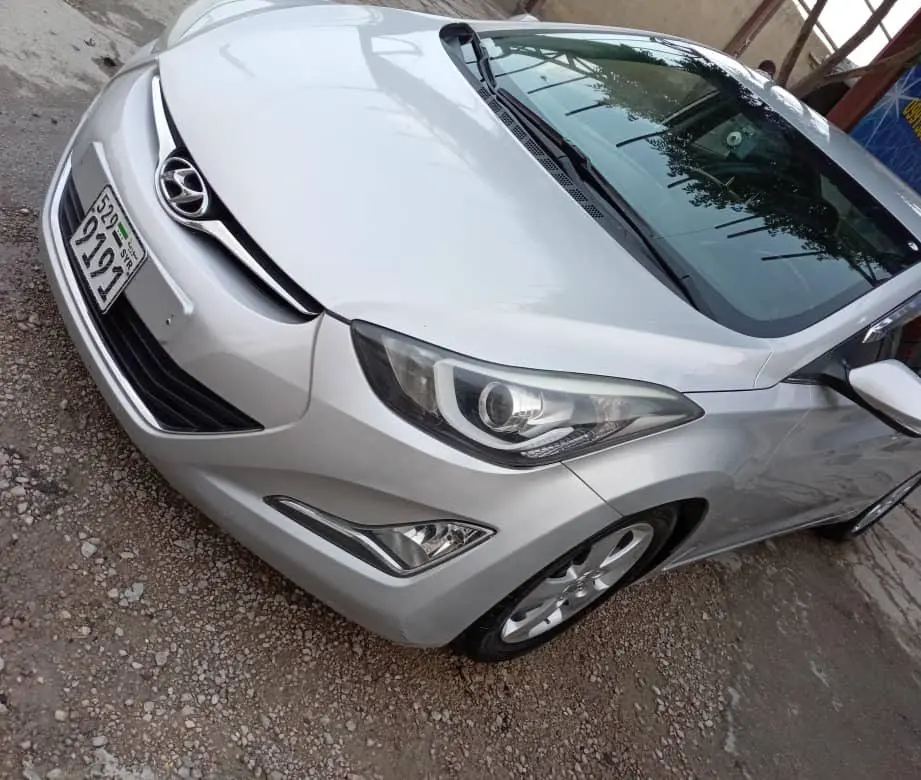 هيونداي النترا 2015 بحالة ممتازة واقتصادية