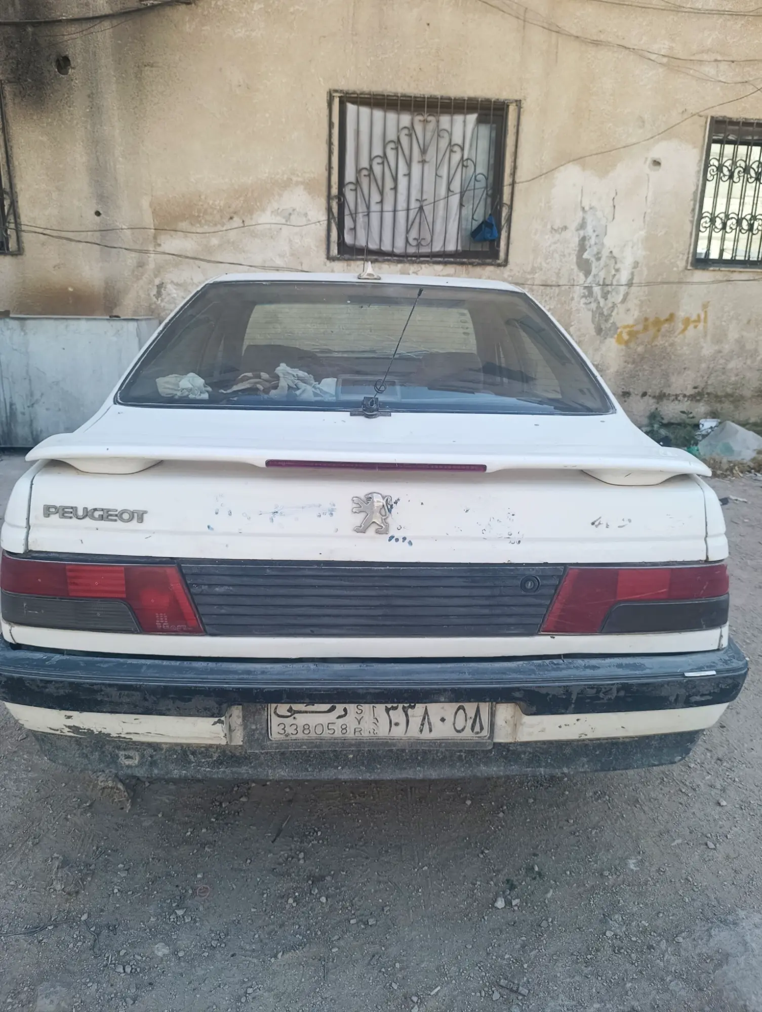 بيجو 405 موديل 2008 بحالة جيدة - صورة 2