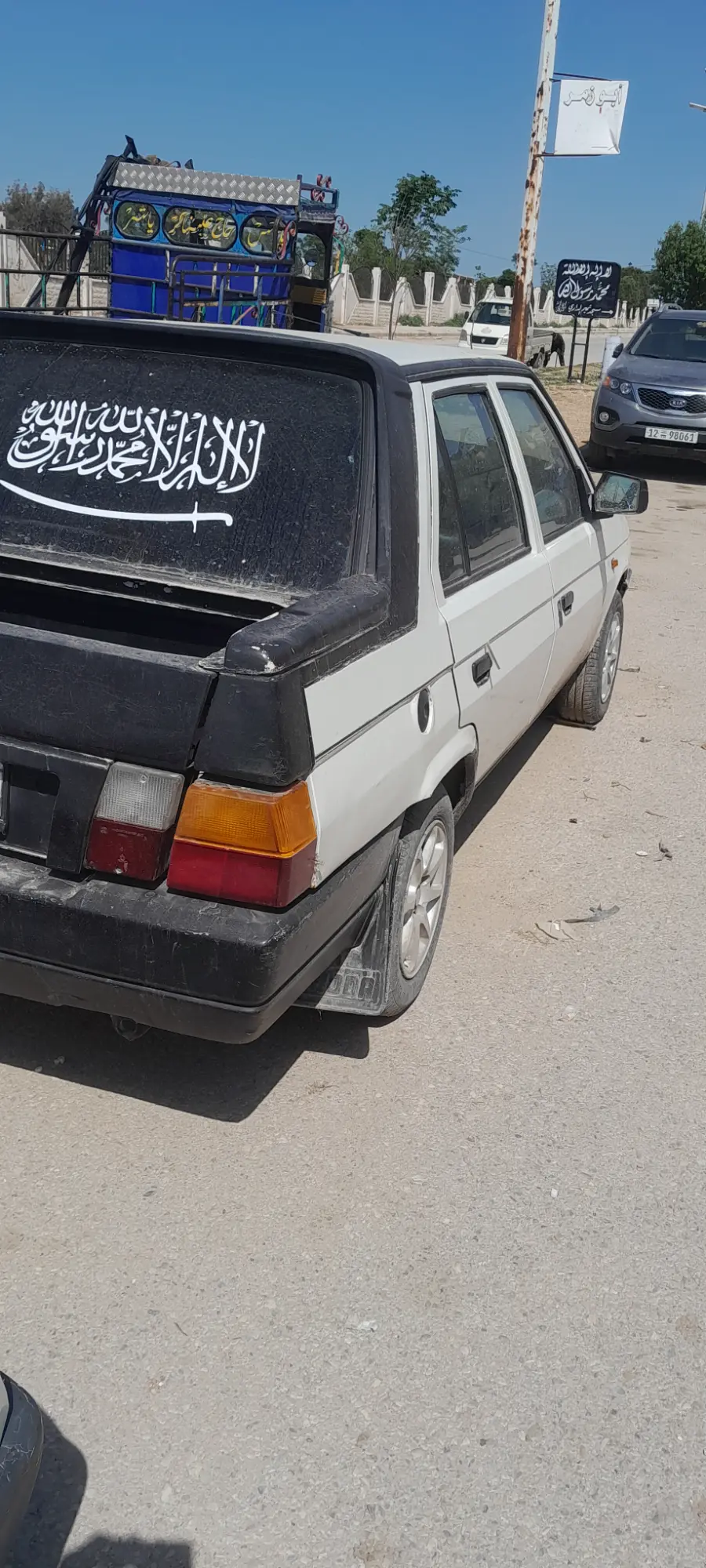سكودا نقل وركوب خاليه سقف وجوا بخ زنار دولاب جديد جنط فرش جلد محرك دوزان ع الأول - صورة 2
