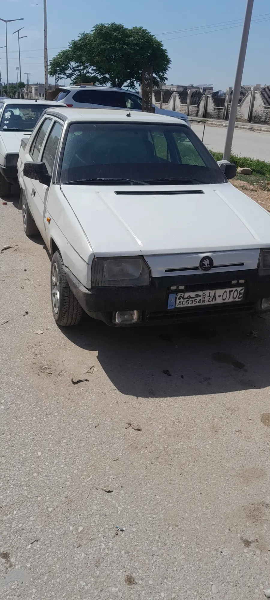 سكودا نقل وركوب خاليه سقف وجوا بخ زنار دولاب جديد جنط فرش جلد محرك دوزان ع الأول - صورة 3