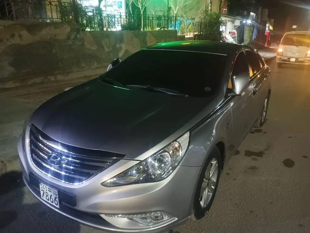 هيونداي سوناتا 2013 بحالة جيدة