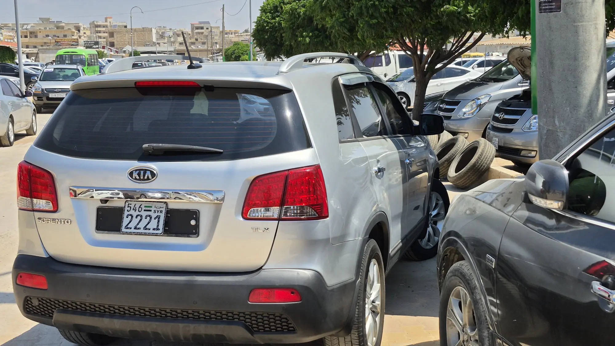 كيا سورينتو 2010 بحالة ممتازة - صورة 2