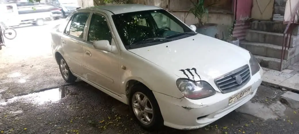 جيلي سيكي وان - صورة 2