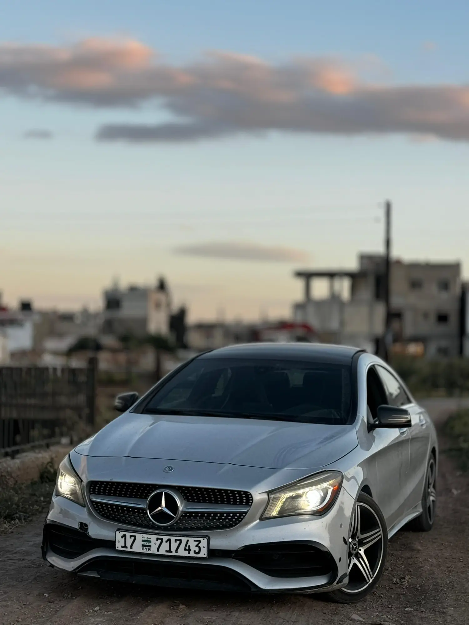 مرسيدس-بنز CLA 250 موديل 2016 بحالة ممتازة - صورة 1