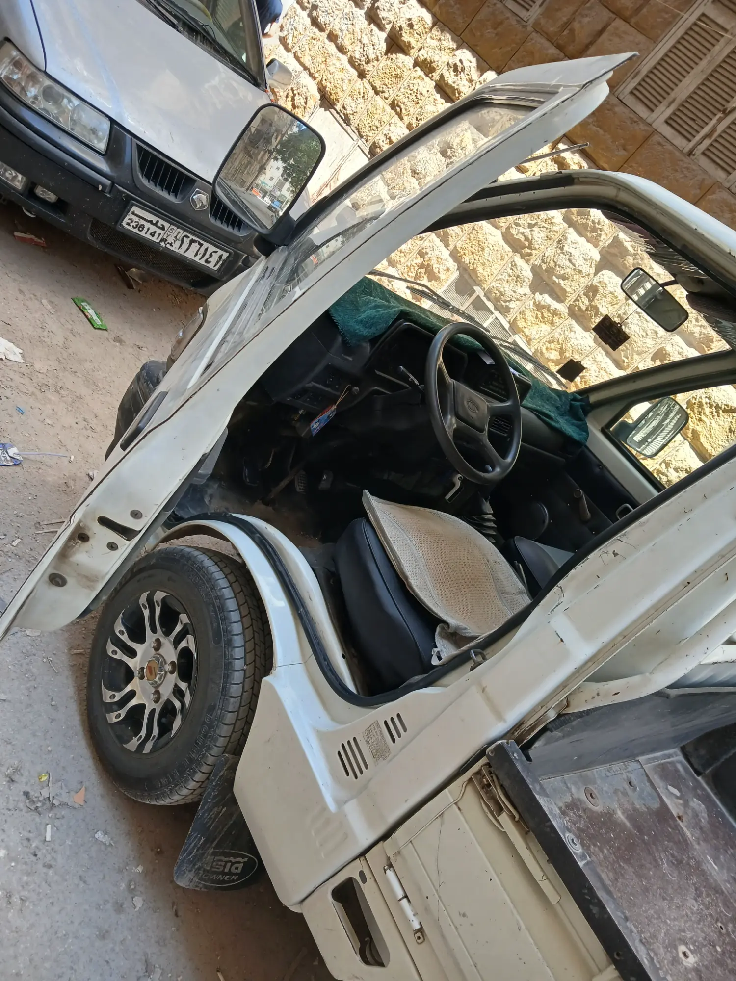 اسيا تاونر  - صورة 3