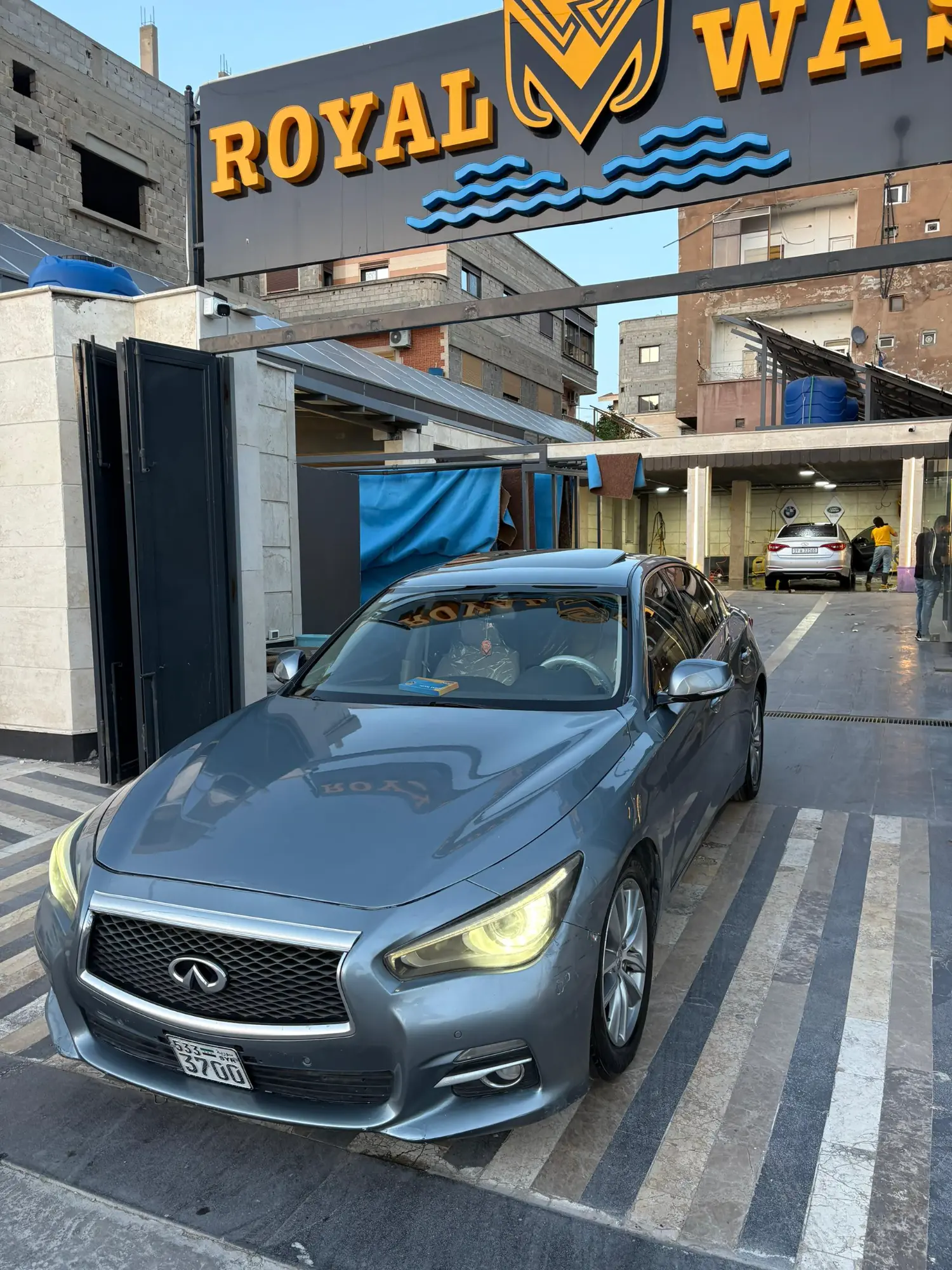 إنفينيتي Q50 موديل 2014 بحالة ممتازة - صورة 2