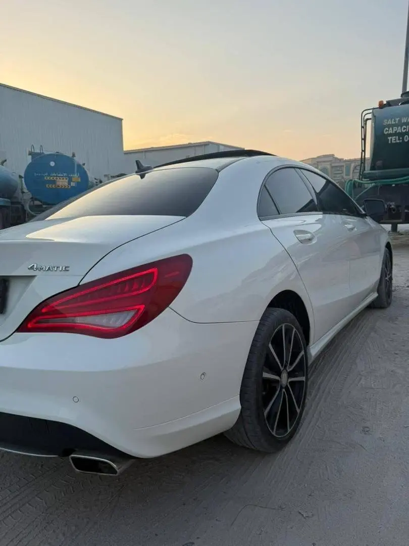 مرسيدس CLA200 موديل 2015 بتصميم رياضي أنيق