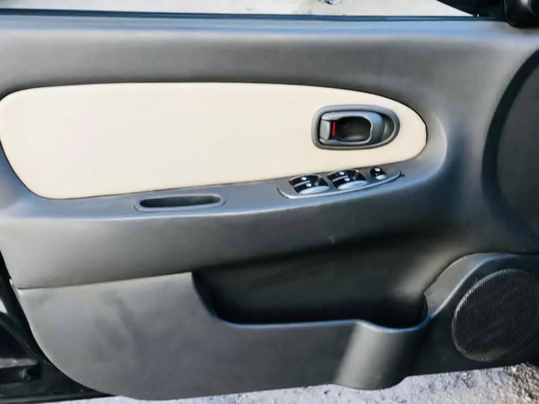 كيا شوماا 2001 بحالة جيدة للبيع - صورة 6