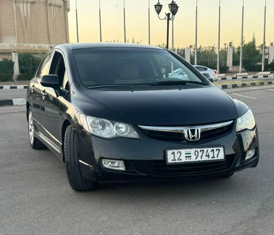 هوندا سيفيك 2008 بحالة ممتازة واقتصادية - صورة 1