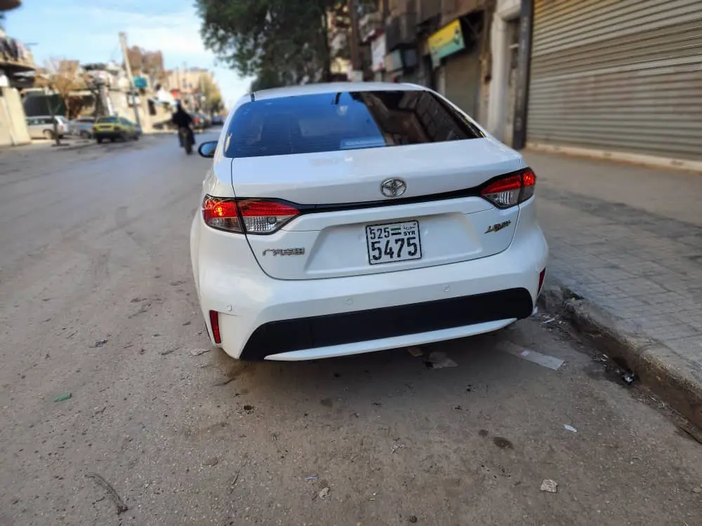 تويوتا كورولا 2021 بحالة ممتازة وجاهزة للاستخدام - صورة 4