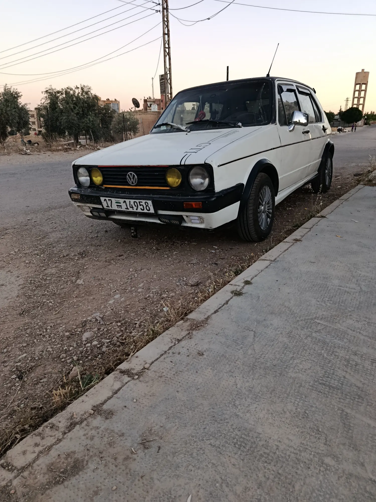 فولكس فاجن جولف 1976 كلاسيكية بحالة مميزة - صورة 7