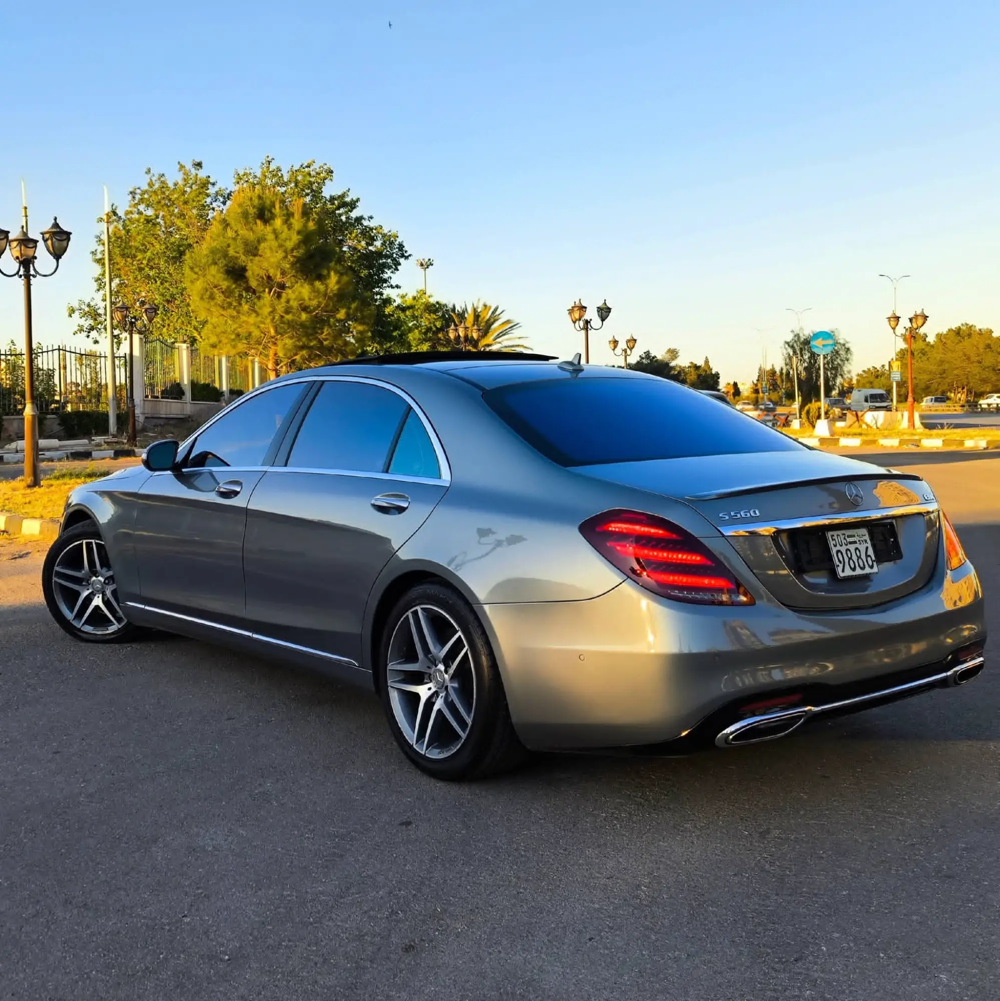 مرسيدس-بنز S-Class 2015 قمة الفخامة والراحة - صورة 2