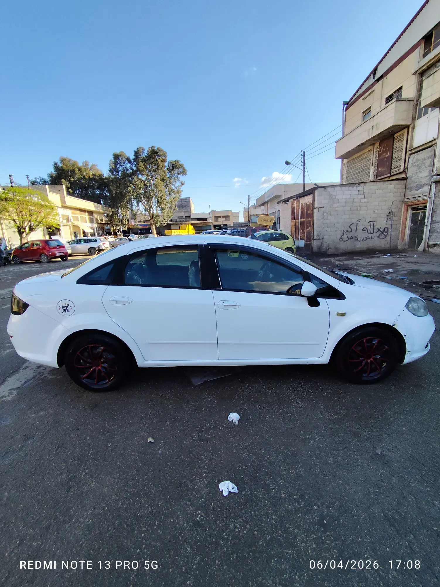 فيات لينا 2013 -تسجيل 2021 سيارة اقتصادية وعملية - صورة 12