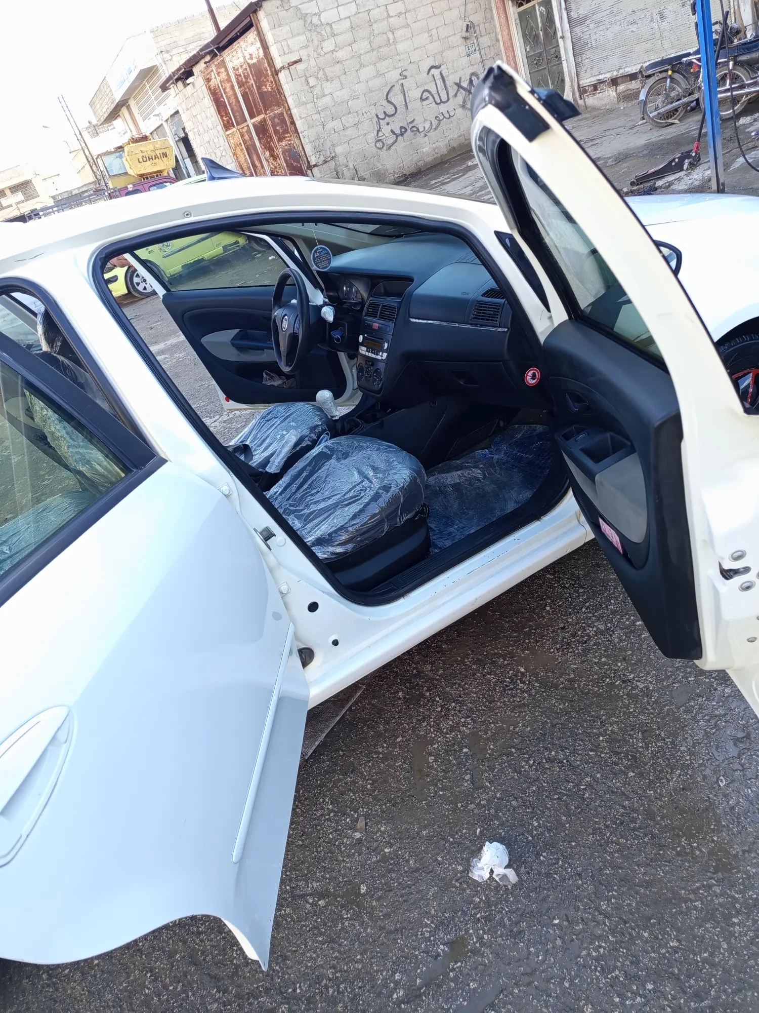 فيات لينا 2013 -تسجيل 2021 سيارة اقتصادية وعملية - صورة 19
