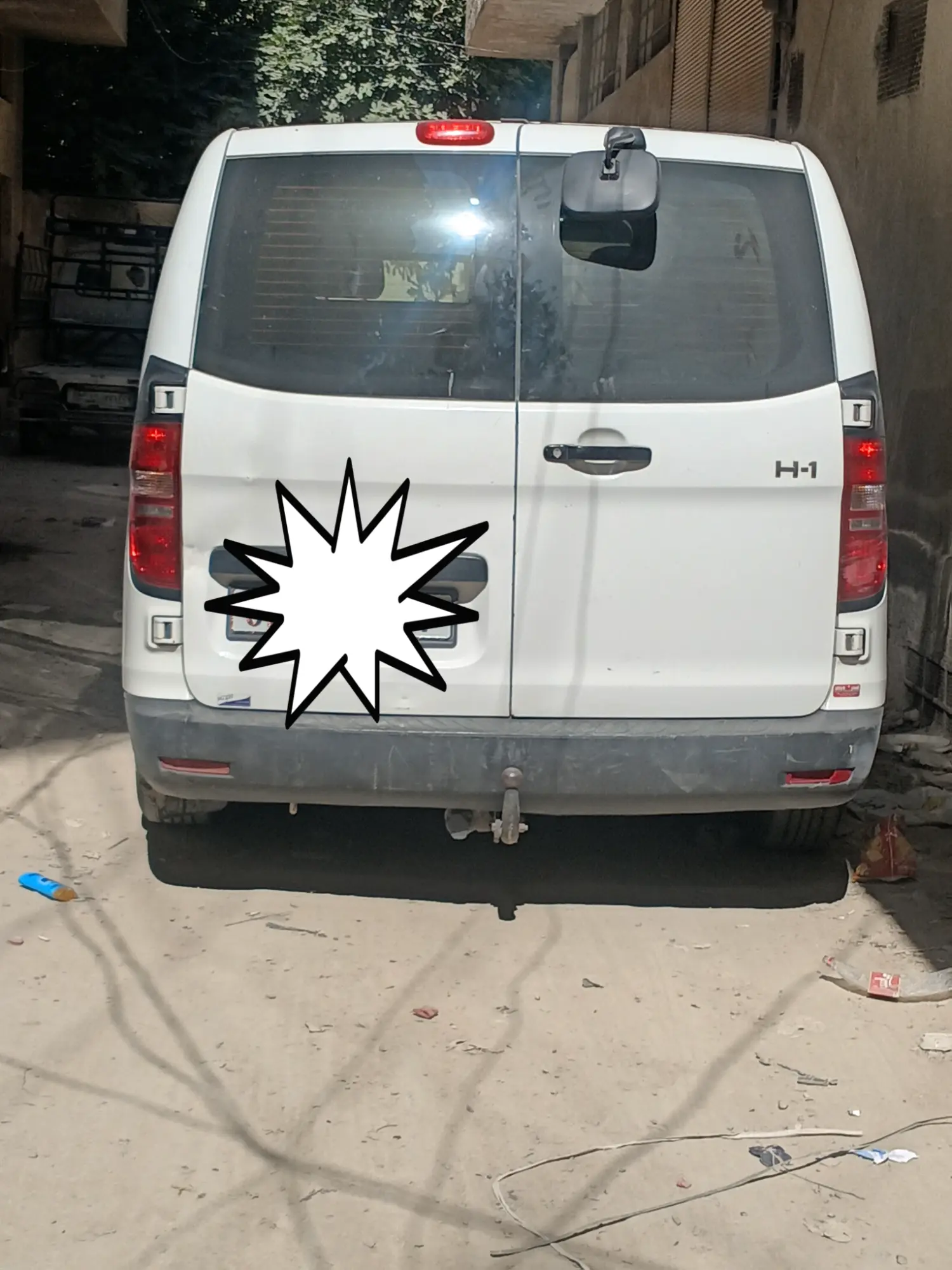 هيونداي H-1 موديل 2013 فان عملية وموثوقة - صورة 2