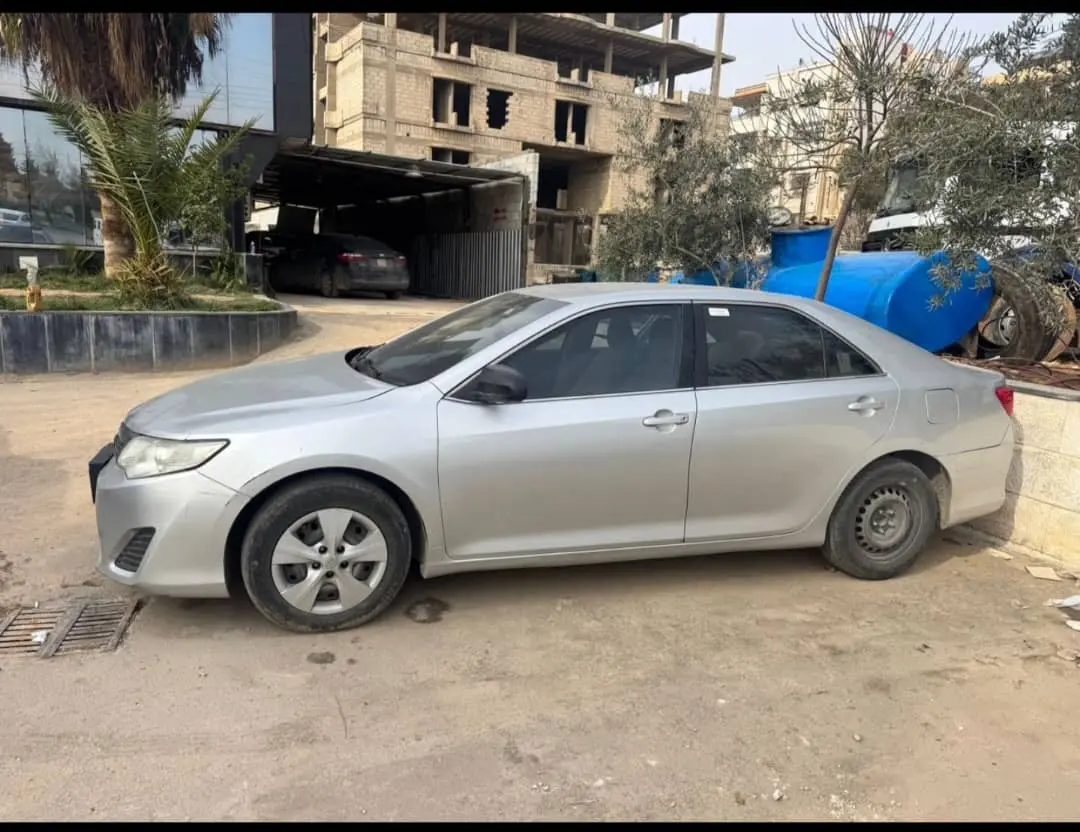 تويوتا كامري 2014 بحالة جيدة للبيع - صورة 2