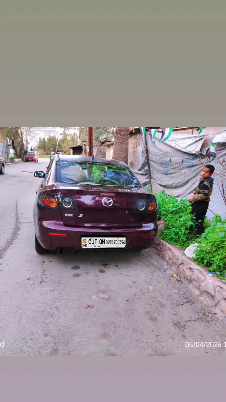 مازدا 3 موديل 2007 بحالة جيدة - صورة 14