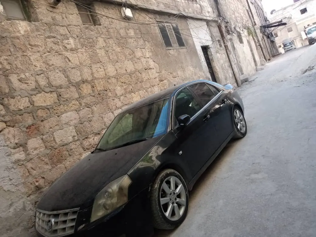 كاديلاك BLS 2008 سيدان فاخرة بحالة جيدة - صورة 2