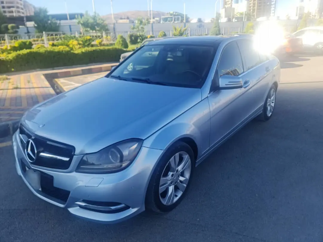 مرسيدس-بنز C-Class موديل 2013 بحالة ممتازة