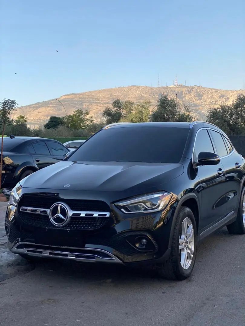 مرسيدس-بنز GLA 250 موديل 2022 بحالة ممتازة