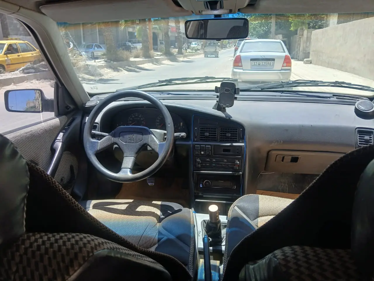 بيجو 405 فرنسي  موديل 1993 - حالة ممتازة ماشاء الله ربي يهني الشاري  - صورة 2